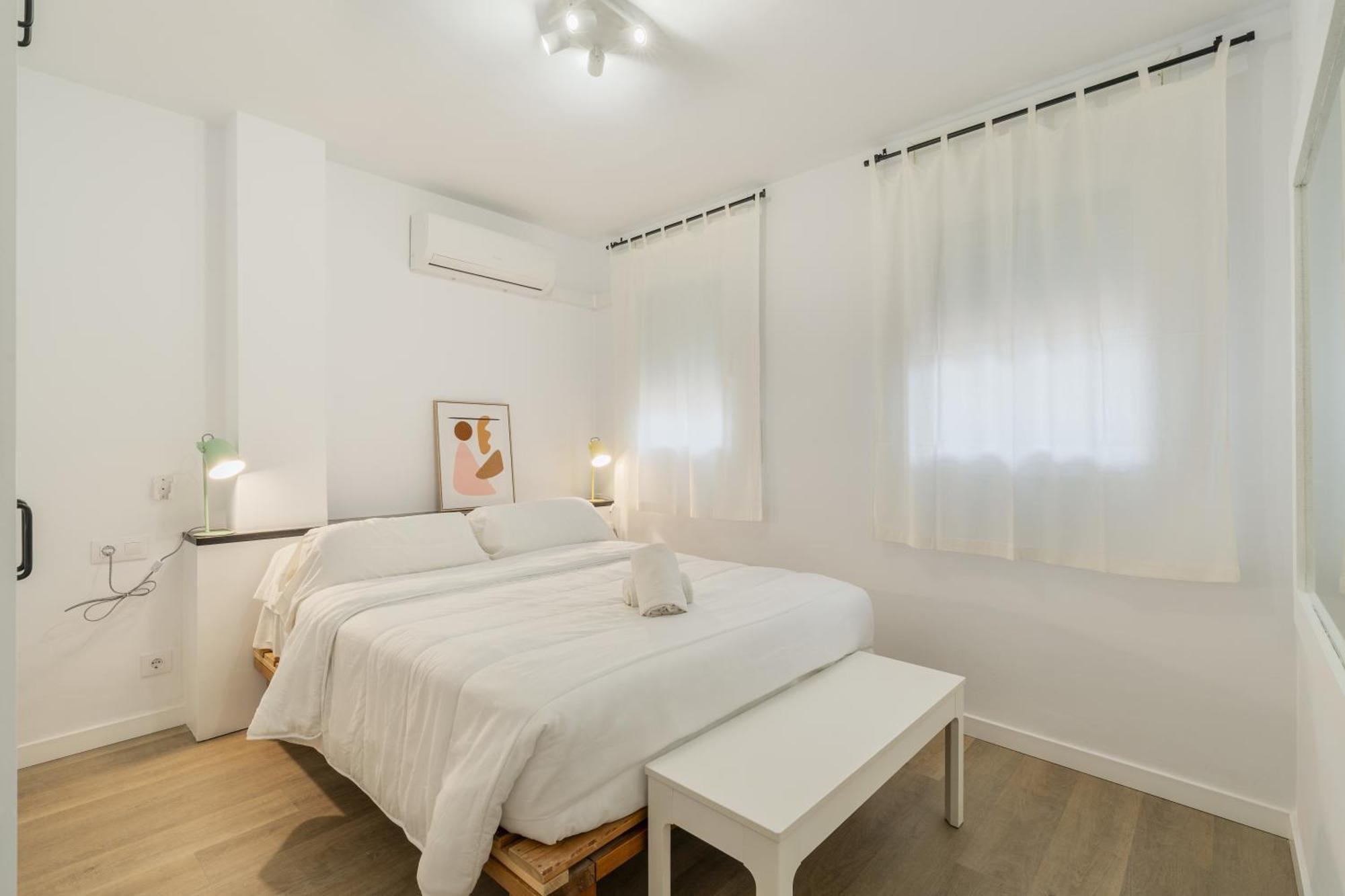 Apartamento Con Dos Grandes Terrazas En Girona Exterior photo